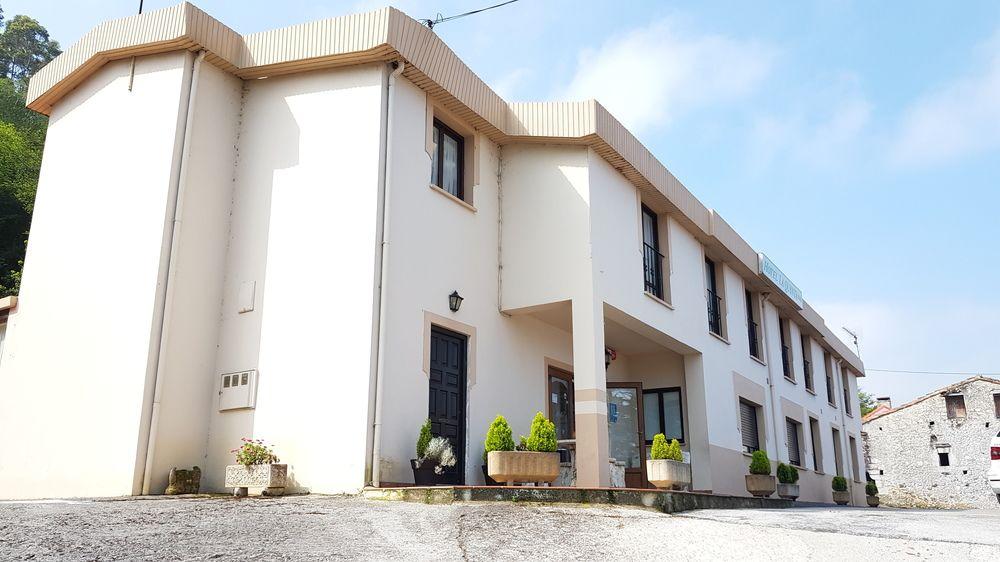 Hotel La Quinta Cue Dış mekan fotoğraf