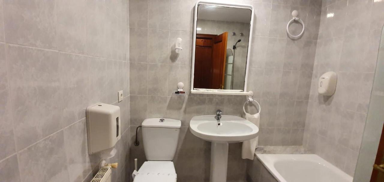Hotel La Quinta Cue Dış mekan fotoğraf