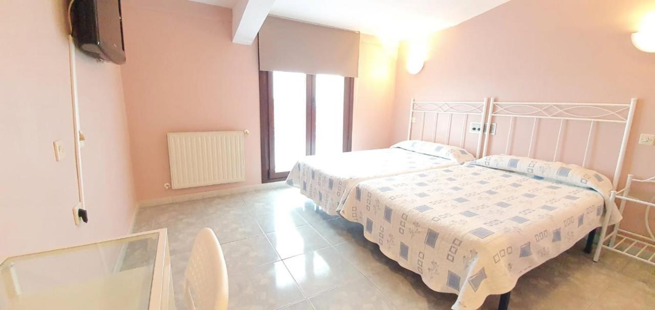 Hotel La Quinta Cue Dış mekan fotoğraf