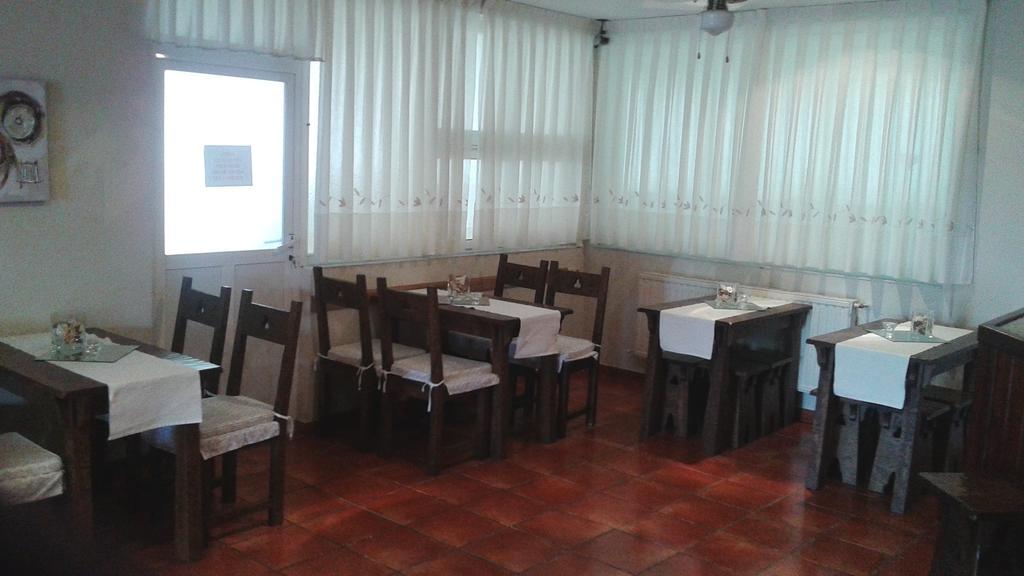 Hotel La Quinta Cue Dış mekan fotoğraf