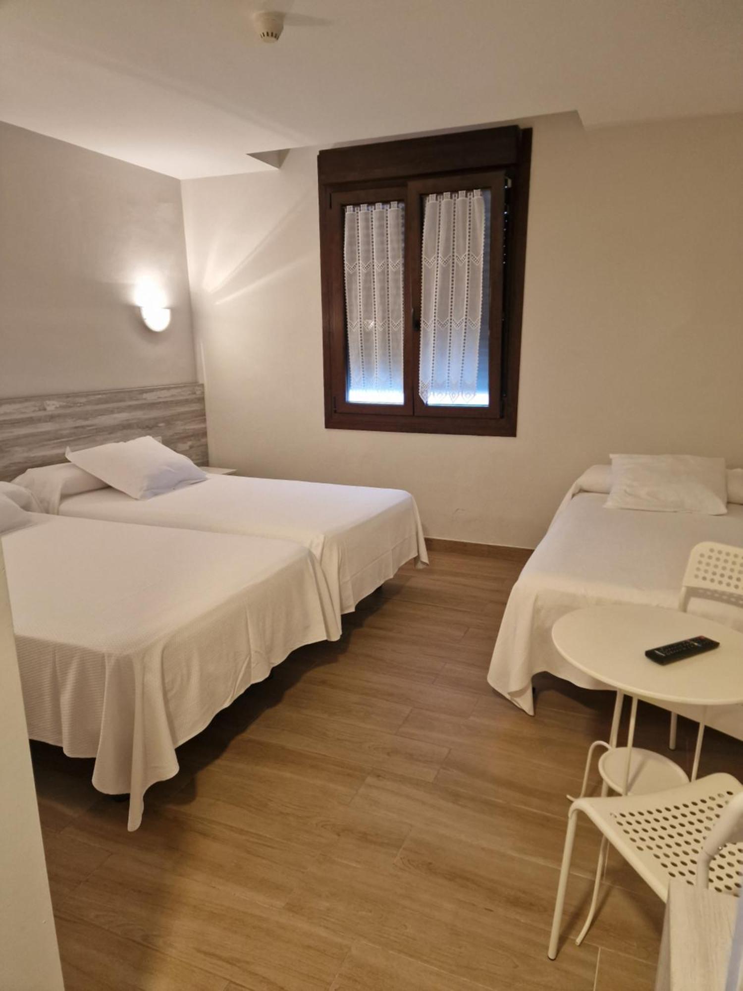 Hotel La Quinta Cue Dış mekan fotoğraf